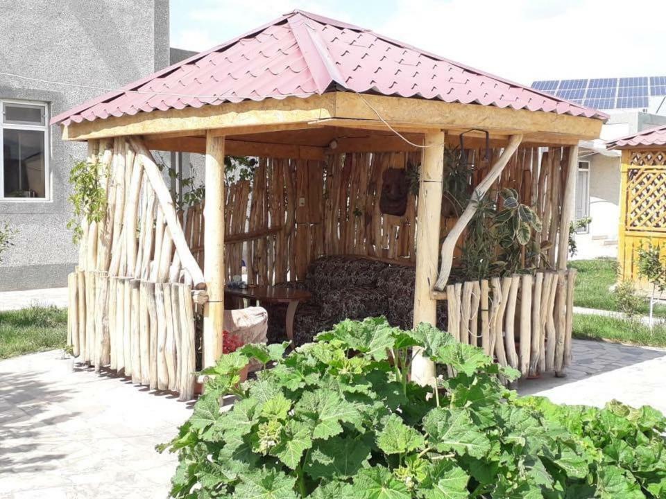 Ralina Restaurant And Hotel Davalinskiy Tsemzavod Exterior photo